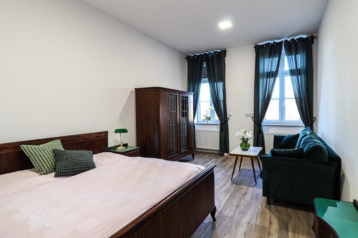 Penzion U Hlavacku Horažďovice Exterior foto